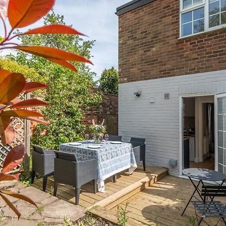 Adorable Cottage With A Log Burner In Heavenly Village - Constable Lodge Nayland Экстерьер фото